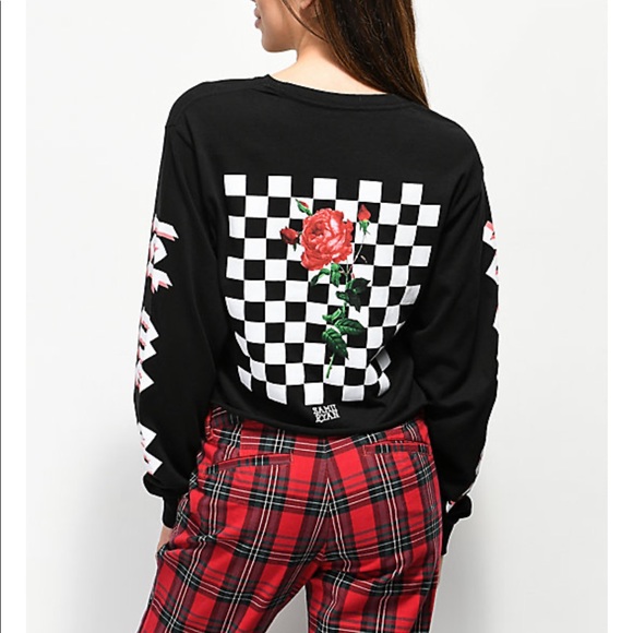 Cropped Long Sleeve Shirt With Cute Design - Picture 2 of 4